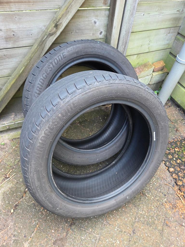 2x Bridgestone Turanza T005 zomerbanden 225/45/17 5mm, Auto-onderdelen, Banden en Velgen, Ophalen, Gebruikt, 17 inch, Band(en)