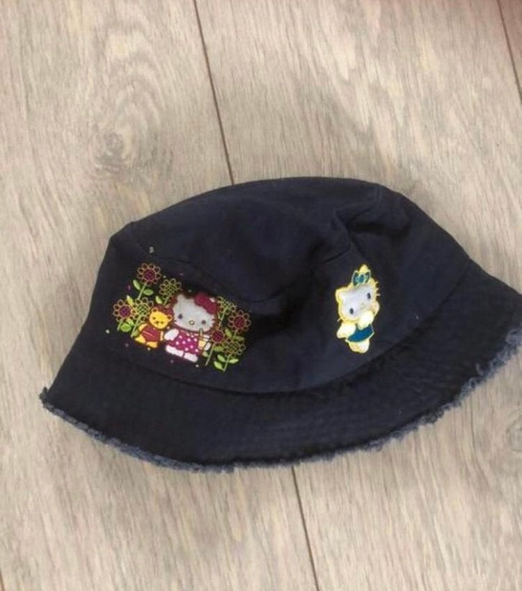 Zonnehoedje Hello Kitty 54 cm, 134 t/m 140, Hoed, Jongen of Meisje, Ophalen of Verzenden