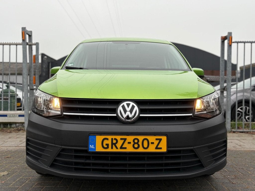 Volkswagen Caddy 1.2 TSI rolstoelvervoer 3+1 | 62.414 KM |, Voorwielaandrijving, Stof, Gebruikt, 4 cilinders