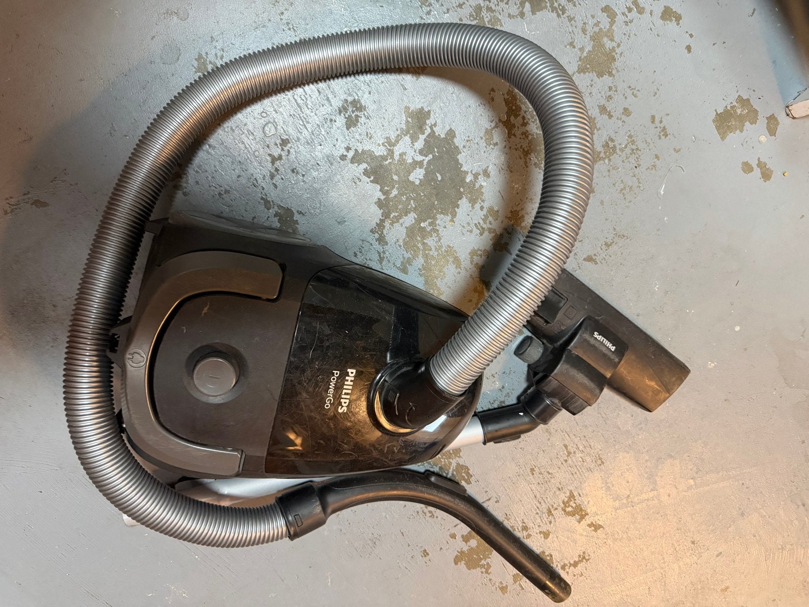 Philips PowerGo Stofzuiger - Ideaal voor Camper/Caravan, Inclusief accessoires, Gebruikt, Philips, Sledestofzuiger