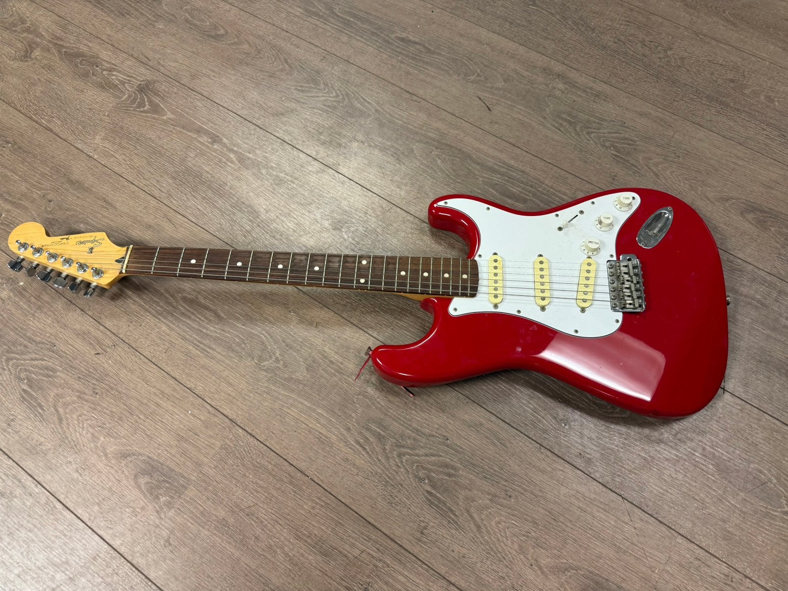 Gitaar Fender Squire met versterker, Ophalen, Zo goed als nieuw, Solid body, Fender