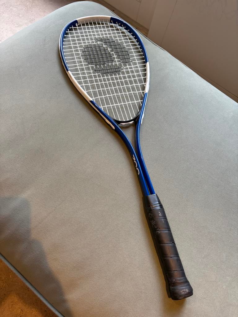 Squash racket Artengo 700 - Gebruikt (8/10), Ophalen, Zo goed als nieuw, Racket