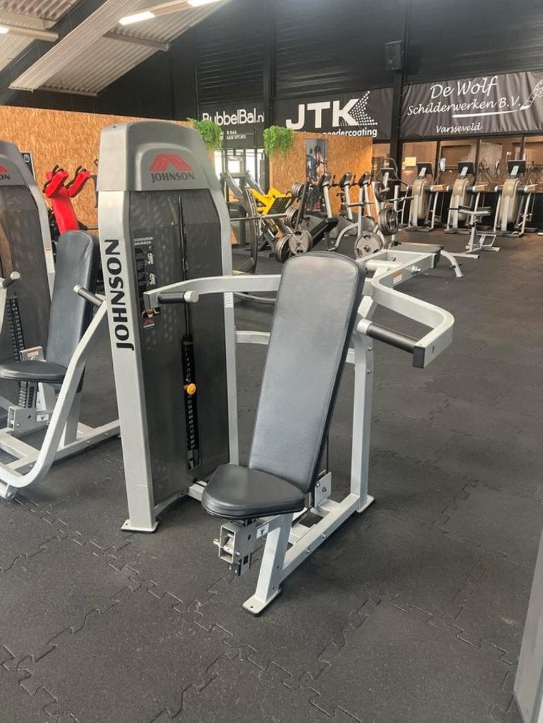 Foto 12 van 20 apparaten!! TechnoGym/Matrix/Johnson samen voor