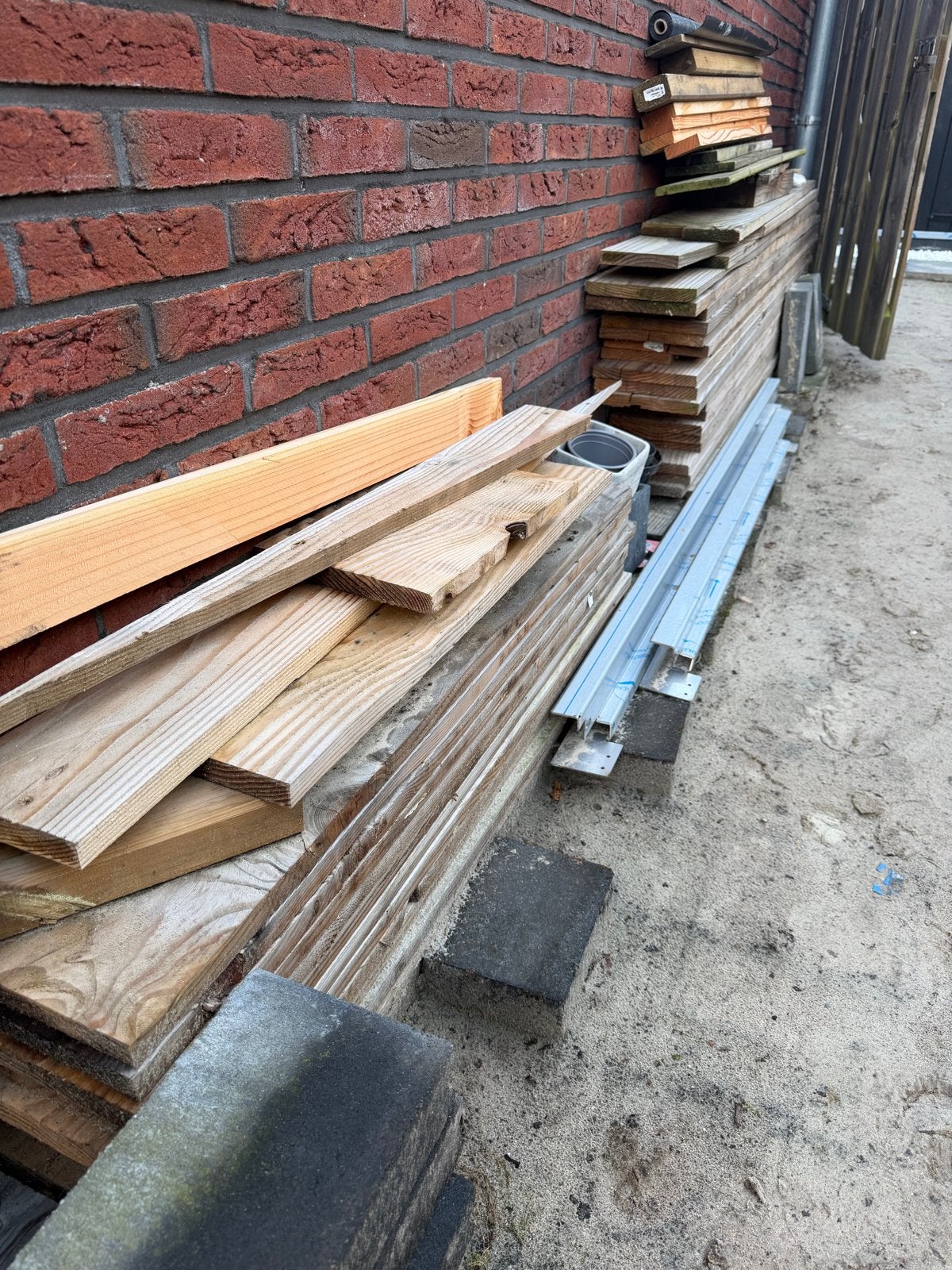 Diverse partij gebruikt hout: planken en balken, Ophalen, Gebruikt, Grenen, Balk