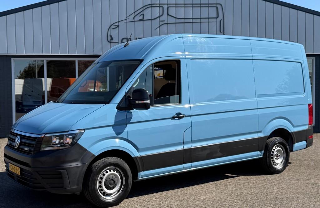 Volkswagen CRAFTER 2.0 TDI 130KW 177PK L3H3 EURO 6 3500KG TR, Auto's, 4 cilinders, Origineel Nederlands, Bedrijf, 2 stoelen