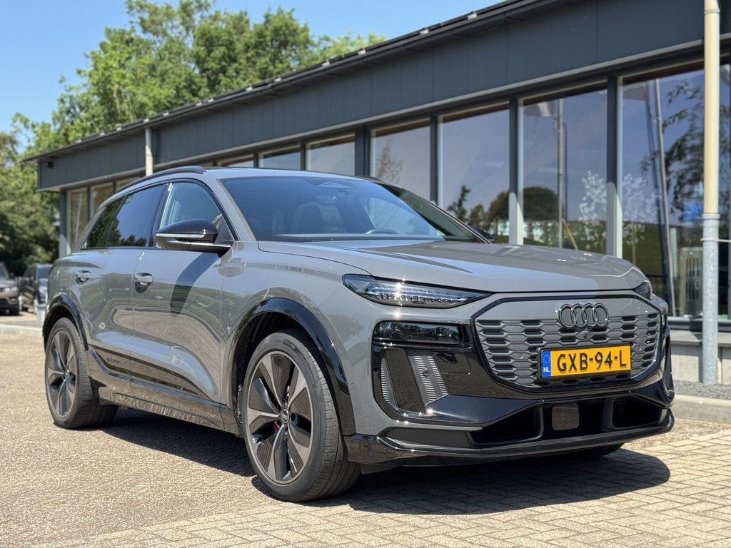Audi Q6 e-tron Advanced edition 100 Kwh MMI passagiersdispla, Auto's, Audi, Automaat, Gebruikt, 23 min, Adaptive Cruise Control