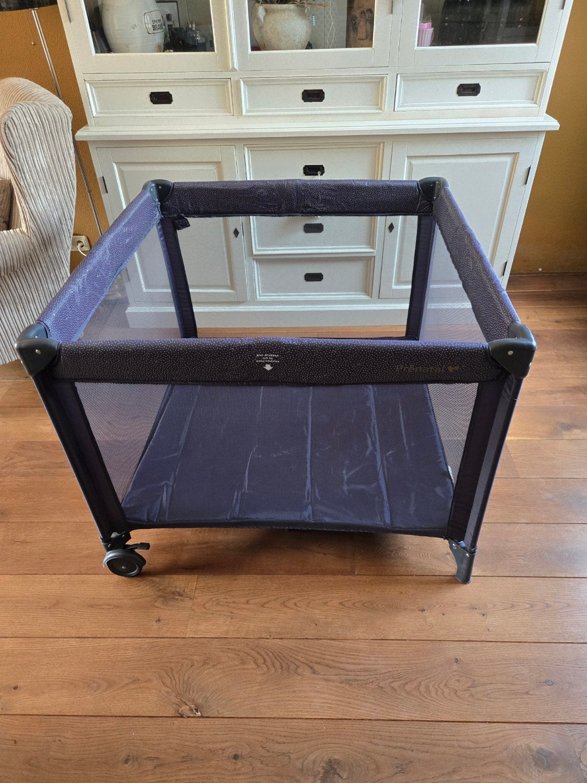 Prenatal Inklapbare box met wieltjes., Kinderen en Baby's, Boxen, Ophalen, Zo goed als nieuw, Vierkant, In hoogte verstelbaar