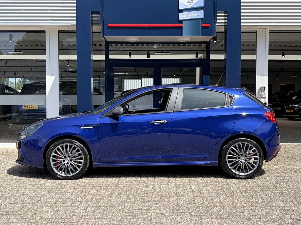 Alfa Romeo Giulietta 1.4 Turbo MultiAir Business Super / Aut, Euro 6, 4 cilinders, Blauw, Bedrijf