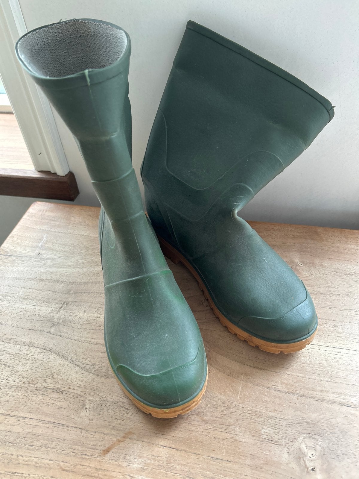 Groene regenlaarzen, Ophalen, Gedragen, Groen, Regenlaarzen