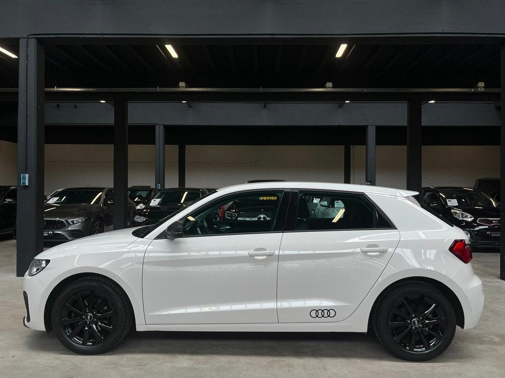 Audi A1 Sportback 35 TFSI Carplay/Cruise/Stoelverw/pdc, Zwart, 4 cilinders, 150 pk, Wit