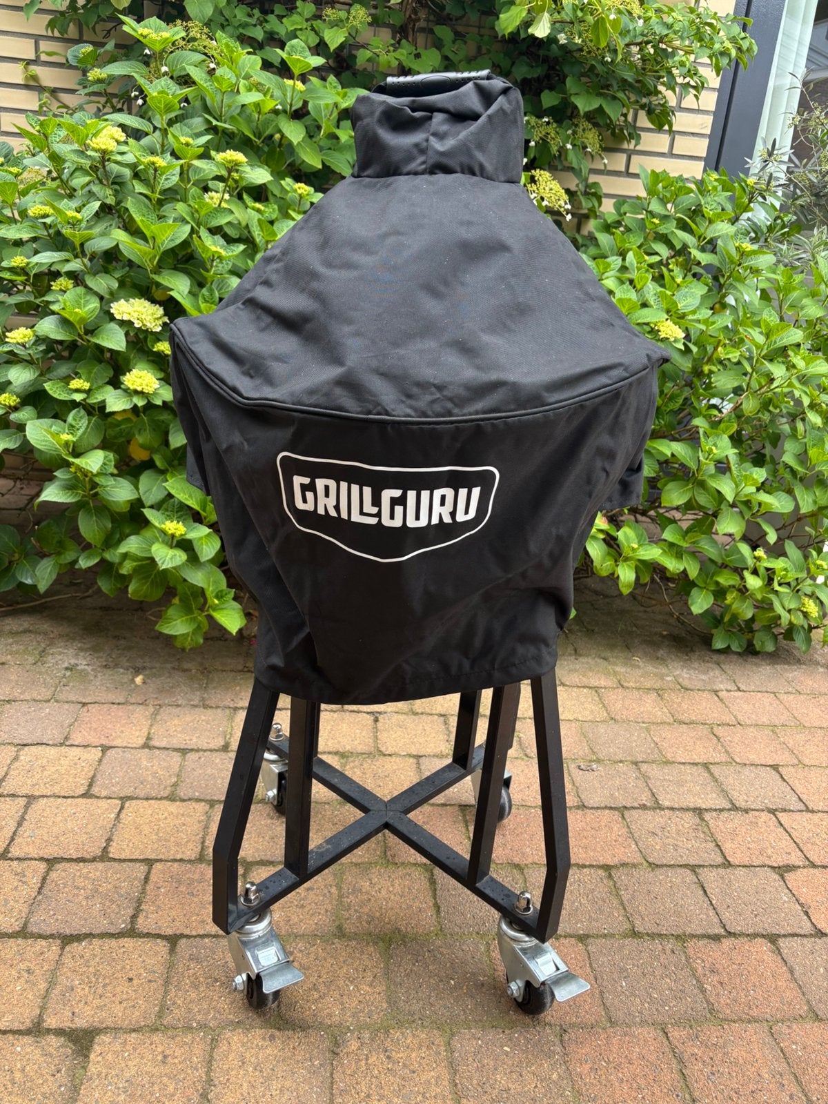 Grill Guru Compact Regenhoes, Ophalen of Verzenden, Zo goed als nieuw