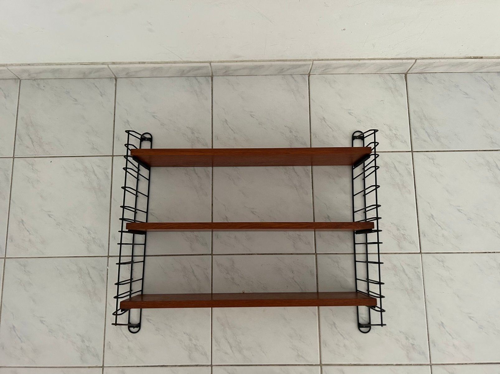 Vintage wandrek wandsysteem hout, Huis en Inrichting, Woonaccessoires | Wandplanken en Boekenplanken, Ophalen of Verzenden, Gebruikt