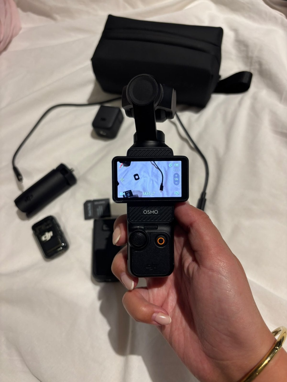 Foto 3 van DJI Osmo Pocket 3 + 256 GB SD-kaart