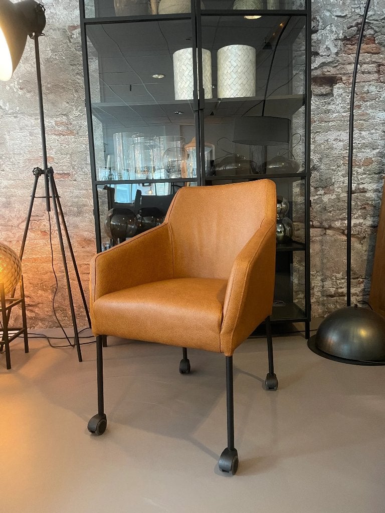 Eetkamerstoel Diana Cognac set van 8 | Woonloods Dongen, Huis en Inrichting, Stoelen, Ophalen, Bruin, Nieuw, Leer