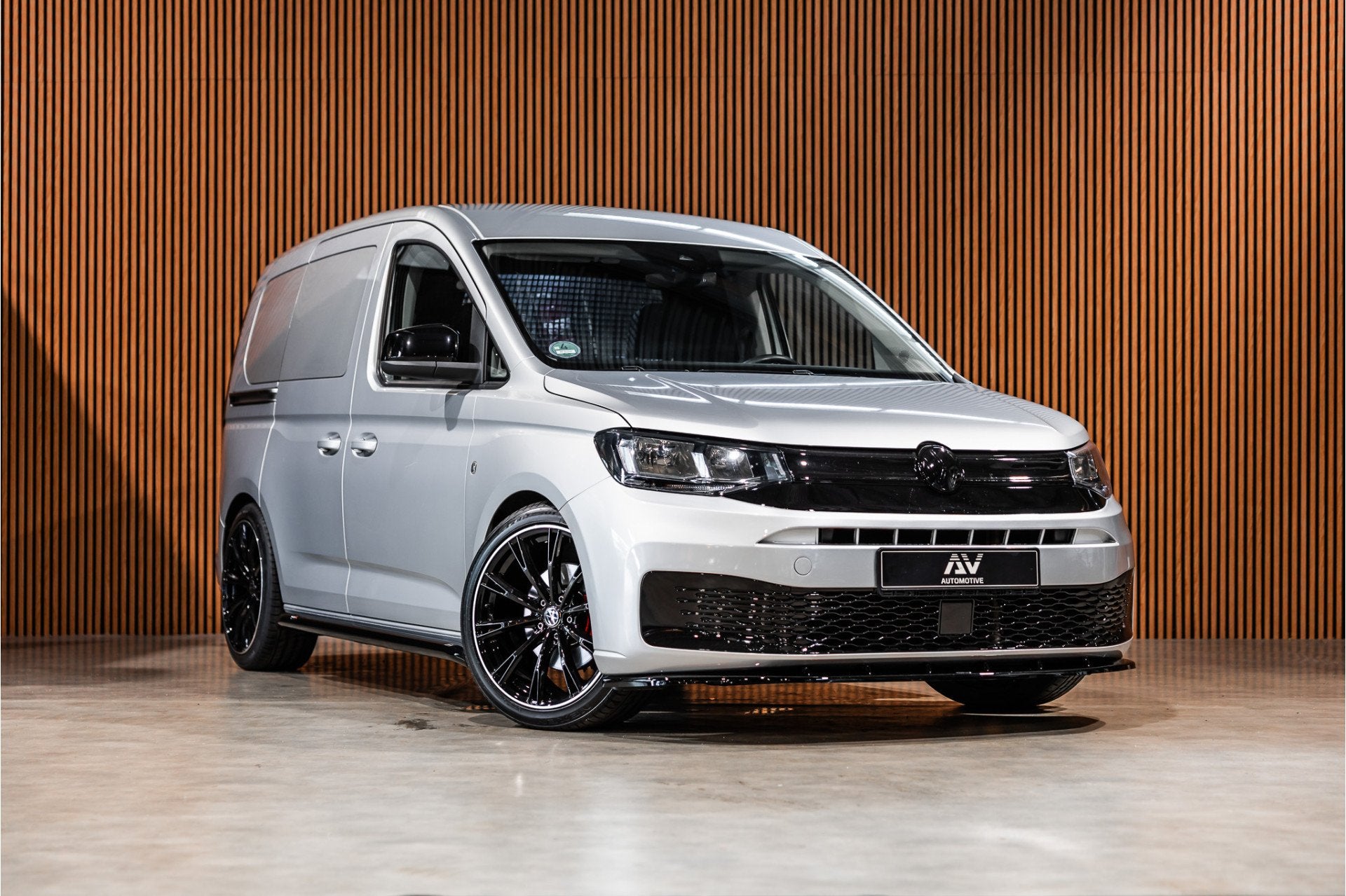 Volkswagen Caddy Cargo 2.0 TDI DSG | LED | CarPlay | Navigat, Gebruikt, Zwart, 4 cilinders, 122 pk