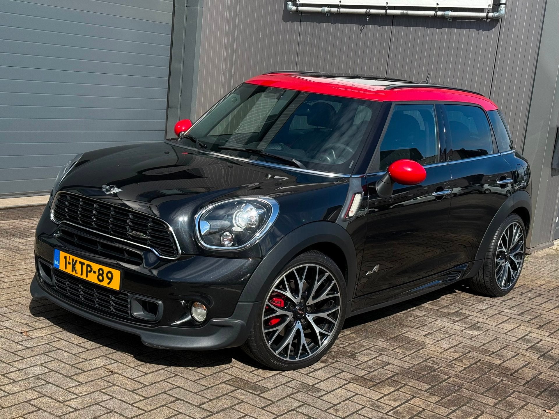 Mini Mini Countryman 1.6 John Cooper Works ALL4 Chili | 218, Euro 5, 1380 kg, Gebruikt, Zwart