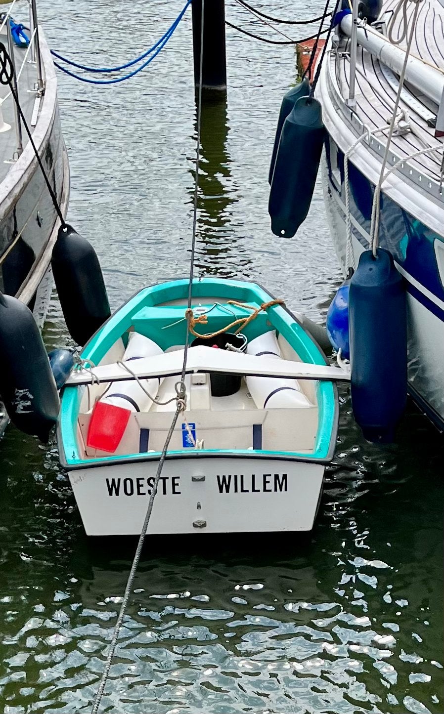Wedstrijd Optimist in zeer goede staat aangeboden, Ophalen, Zo goed als nieuw, Overige typen, Minder dan 15 m²