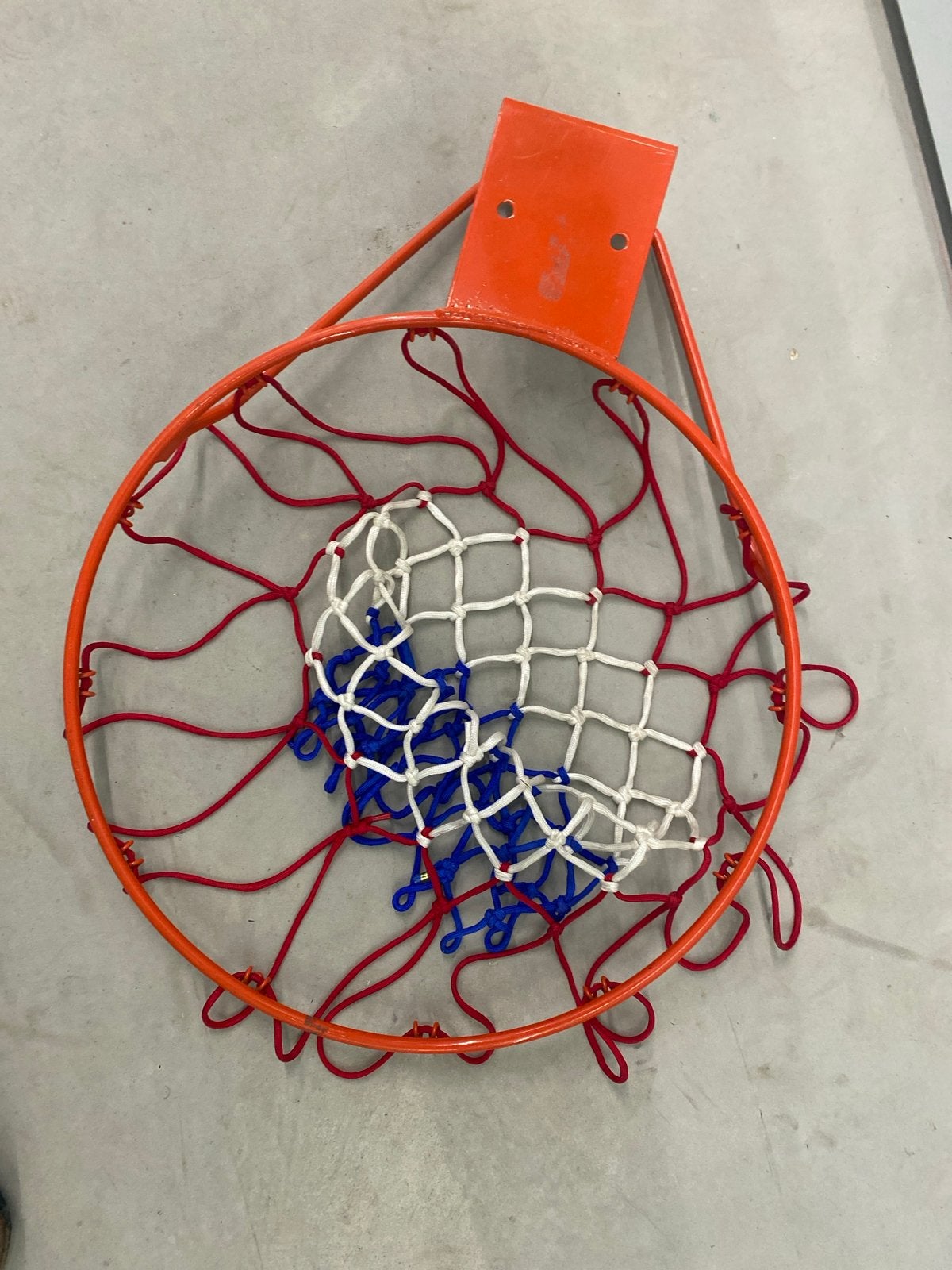 Basketbalring met net - Oranje, Rood, Wit, Blauw, Sport en Fitness, Ophalen of Verzenden, Zo goed als nieuw, Ring, Bord of Paal