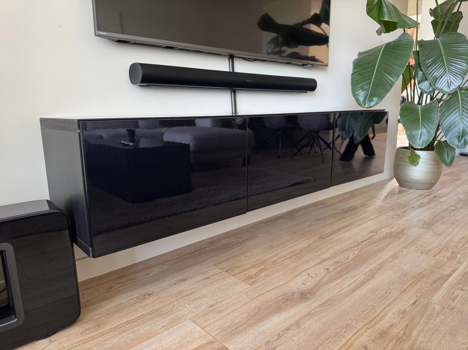 BESTA TV meubel hoogglans zwart, Huis en Inrichting, Kasten | Televisiemeubels, Ophalen, 150 tot 200 cm, Zo goed als nieuw, Minder dan 100 cm