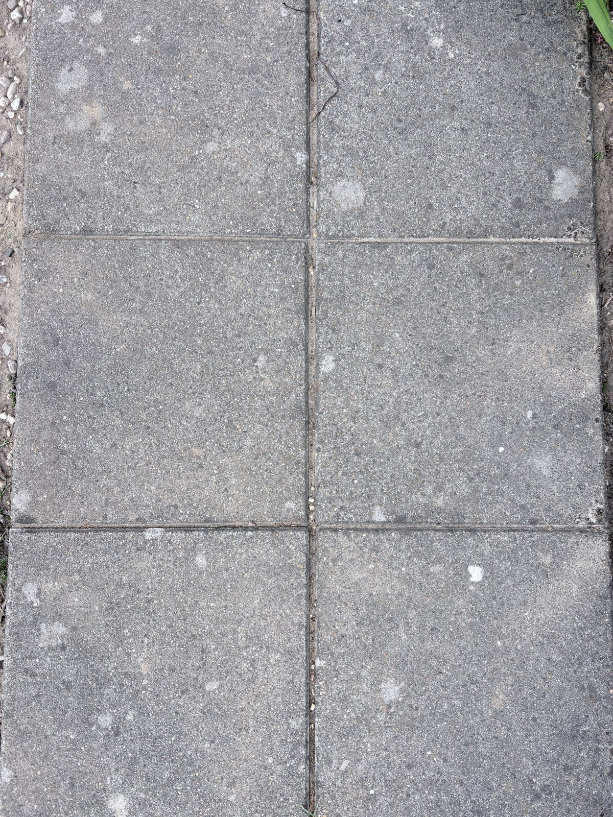 24 betontegels 50x50 cm, deels gesneden, Ophalen, Gebruikt, 5 tot 10 m², Vloertegels