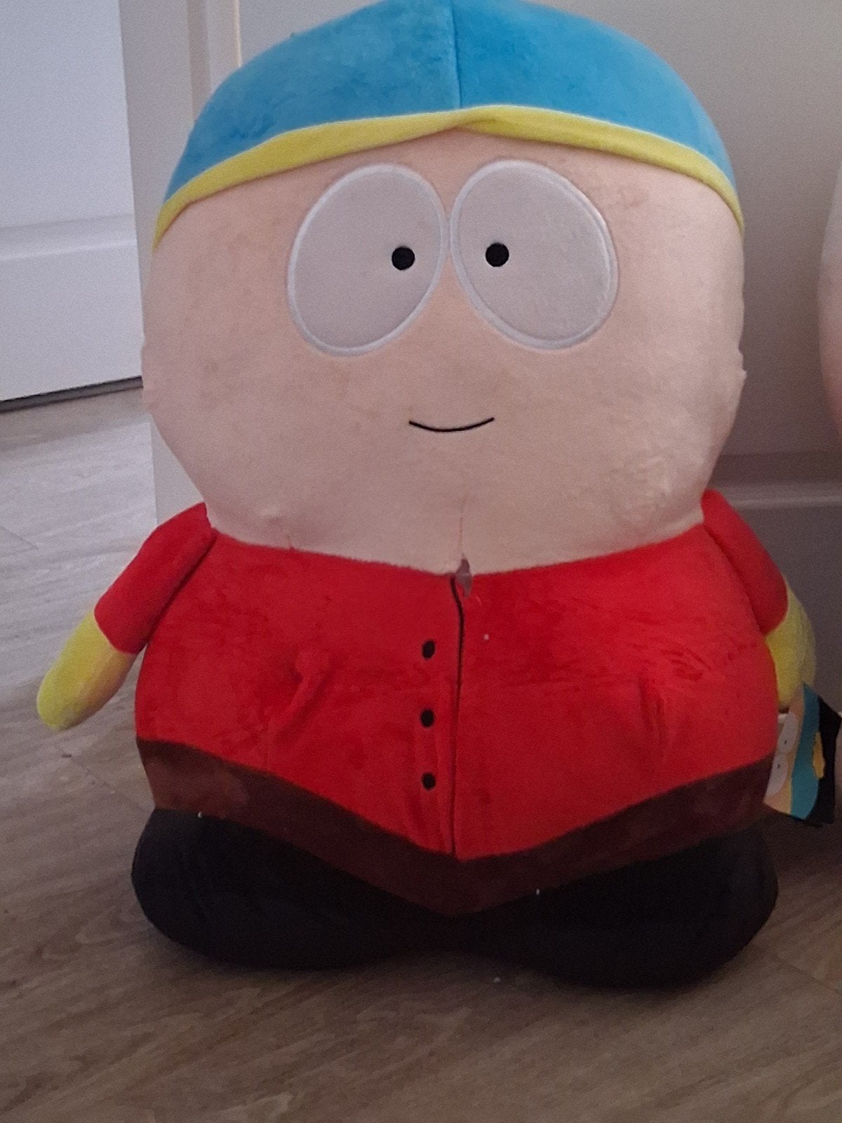 : Grote South Pak Eric Cartman Pluche Knuffel (XL) - Netjes, Verzenden, Nieuw, Overige typen, Middelgroot (20 tot 80 cm)