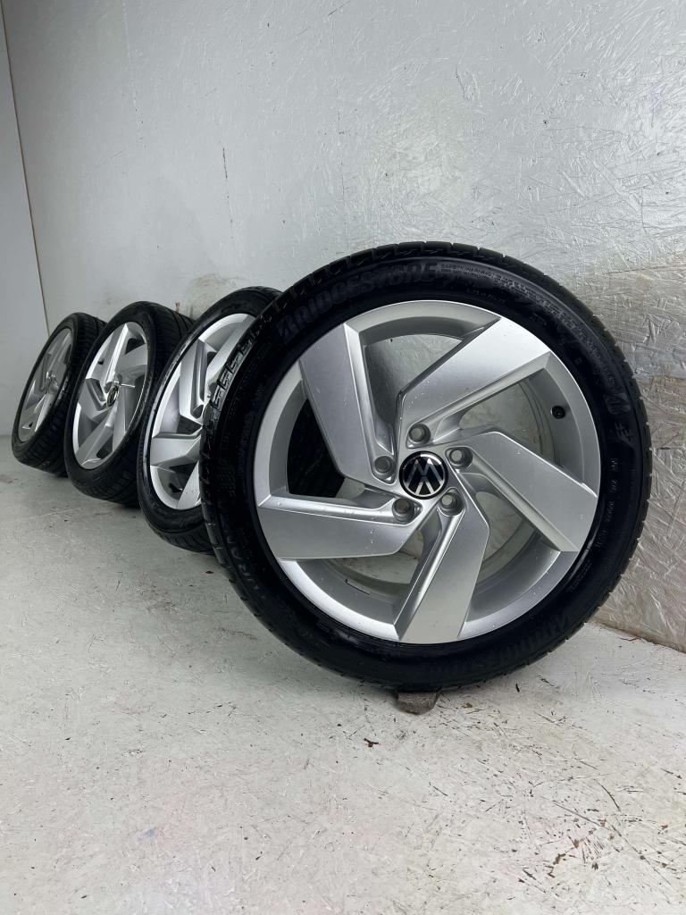 Originele Volkswagen Golf Caddy velg 17" 5x112 Richmond zome, Niet ingevuld, Gebruikt, Banden en Velgen, Niet ingevuld