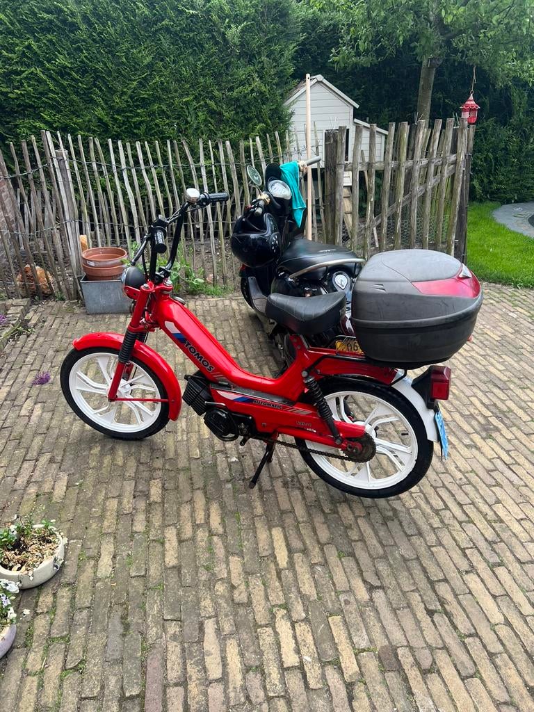 compleet originele tomos s25 /2 uit 1994, Fietsen en Brommers, Brommers | Tomos, Ophalen of Verzenden, Zo goed als nieuw, Overige modellen