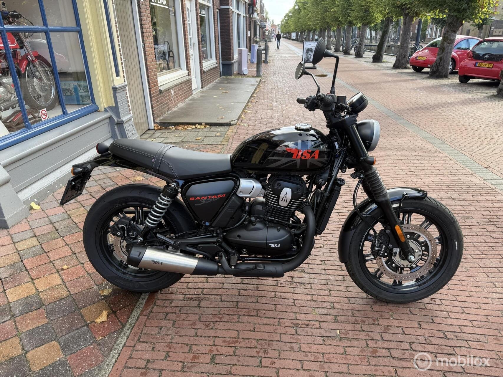 BSA Bantam 350 slechts 215 Km gereden met 3 jaar garantie, Motoren, Info@bergsmamotoren.nl, BSA, 334 cc, Toermotor