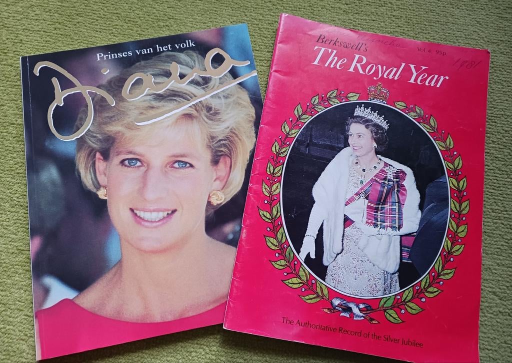 Koningshuis Engeland prinses Diana & koningin Elizabeth, Verzamelen, Koninklijk Huis en Royalty, Ophalen of Verzenden, Gebruikt