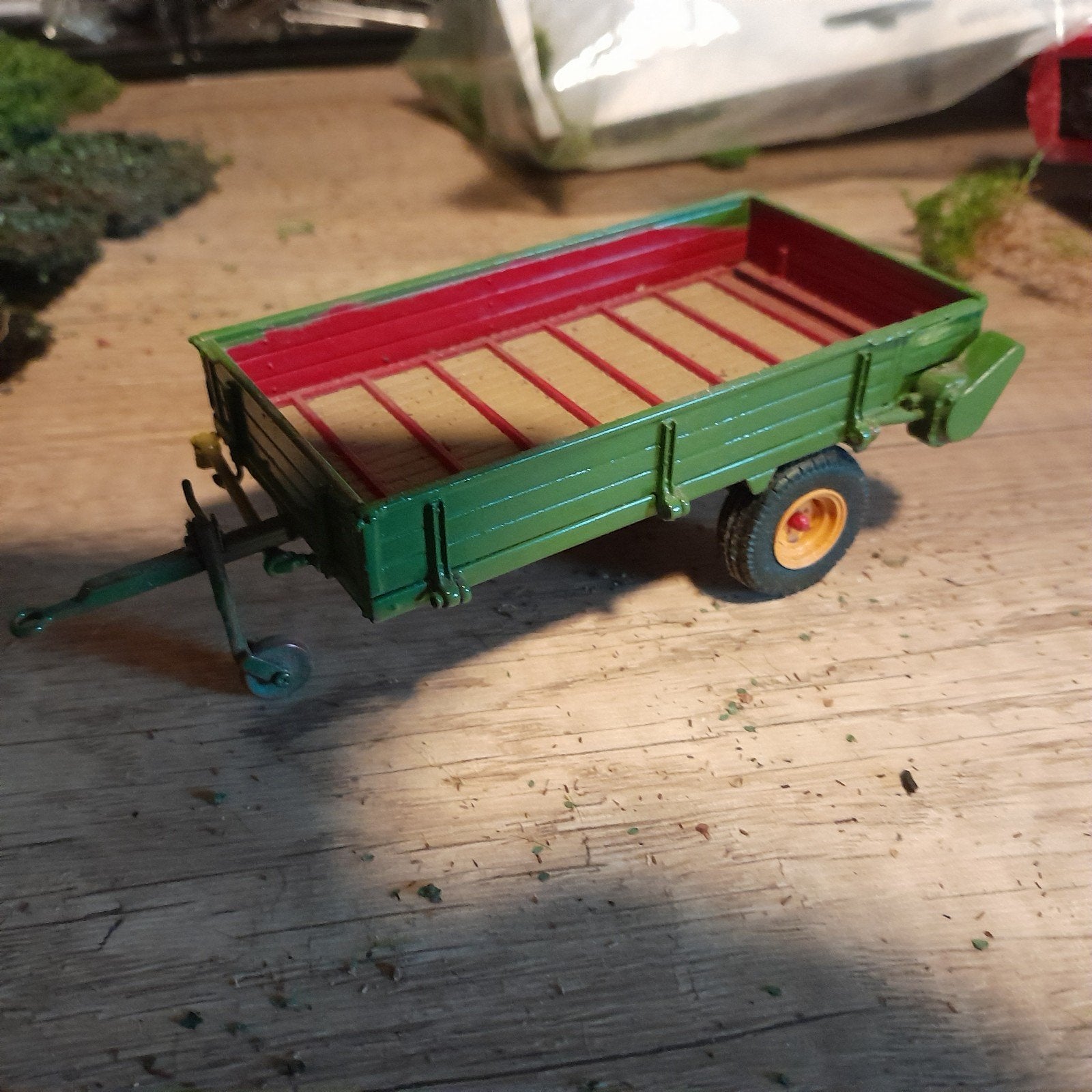 kar 1:32 van uh, Hobby en Vrije tijd, Ophalen of Verzenden, Zo goed als nieuw, Tractor of Landbouw, Universal Hobbies