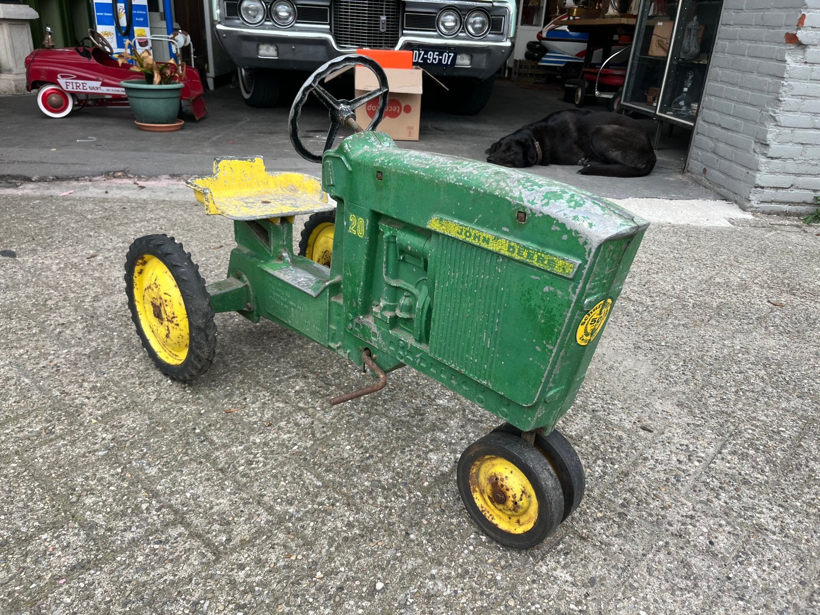 John Deere gietaluminium trap tractor made by Ertl, Ophalen