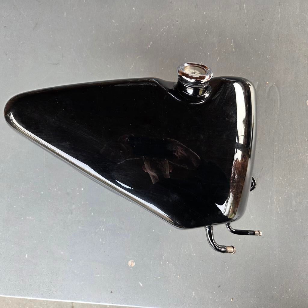 Sportster olietankje., Motoren, Ophalen of Verzenden