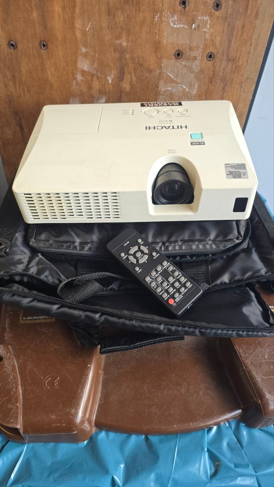 hitachi beamer cp-x2520  incl remote en tas, Ophalen of Verzenden, Gebruikt, Overige resoluties, Hitachi
