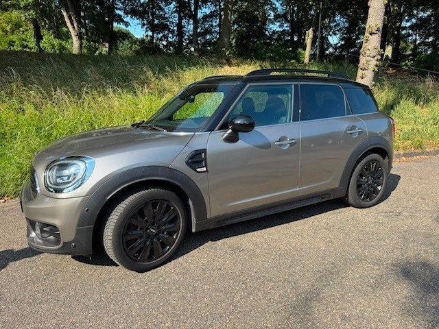 Mini Countryman 1.5 Cooper 2019 Grijs, Auto's, Voorwielaandrijving, Bluetooth, 136 pk, Countryman