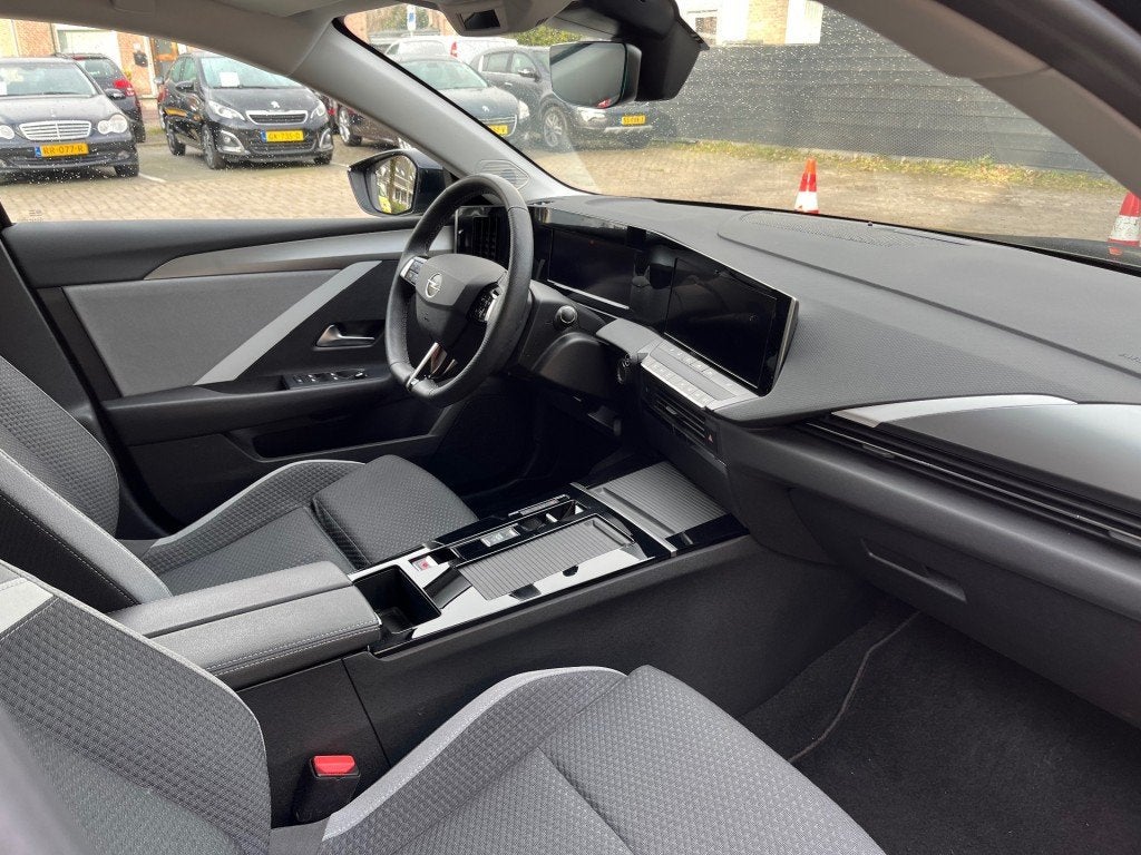 Opel ASTRA SPORTS TOURER 1.6 HYBRID LEVEL 2 PHEV PLUG-IN / T, Auto's, Gebruikt, Euro 6, 4 cilinders, 150 pk