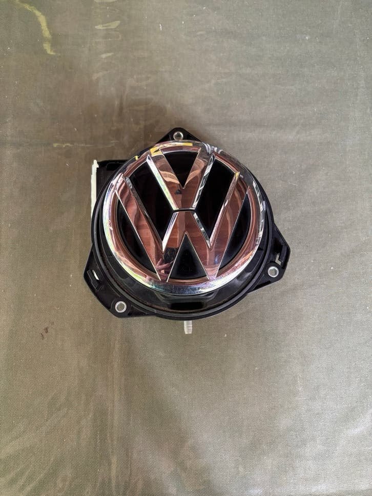 Originele VW Embleem Achteruitrijcamera Golf/passat/polo, Ophalen of Verzenden, Gebruikt, Volkswagen