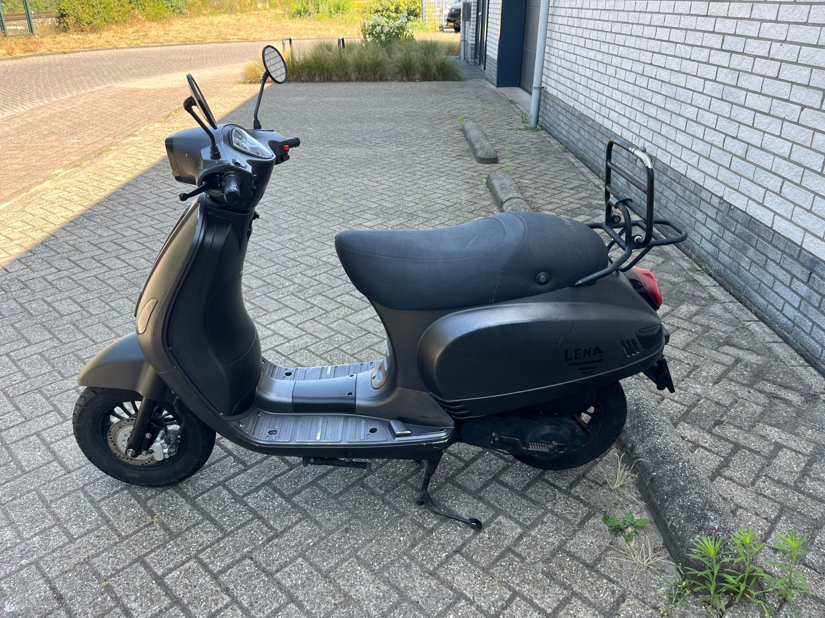 La souris scooter weinig gelopen, Fietsen en Brommers, Zo goed als nieuw, Benzine, Ophalen, Overige merken