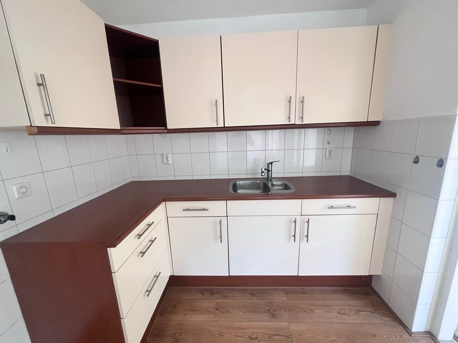 Compacte hoekkeuken met bovenkasten en werkblad, Ophalen, Gebruikt, Hoekkeuken, Kunststof