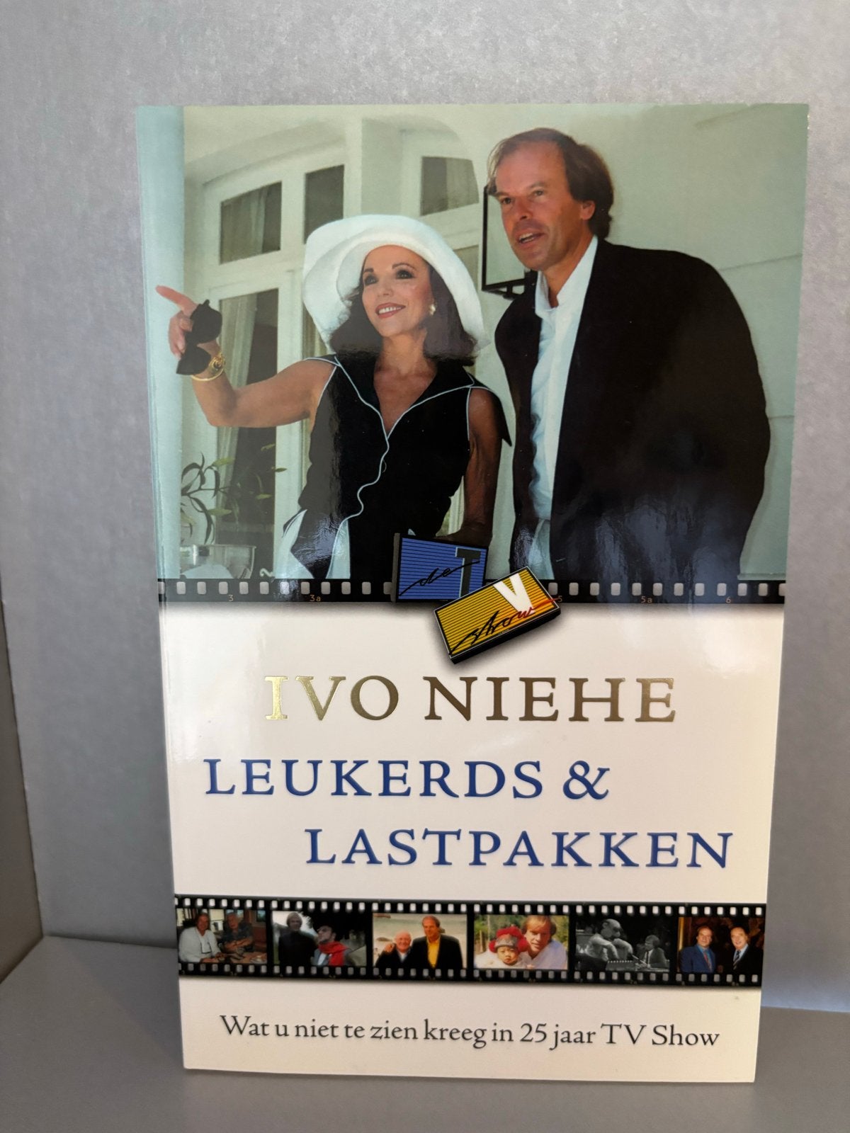 Ivo Niehe: Leukerds & Lastpakken - 25 jaar TV Show, Ophalen of Verzenden, Gelezen, Tv-serie