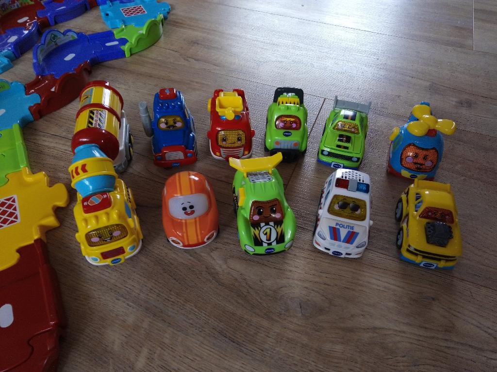 Vitech autootjes, Ophalen of Verzenden, Zo goed als nieuw, 4 tot 6 jaar