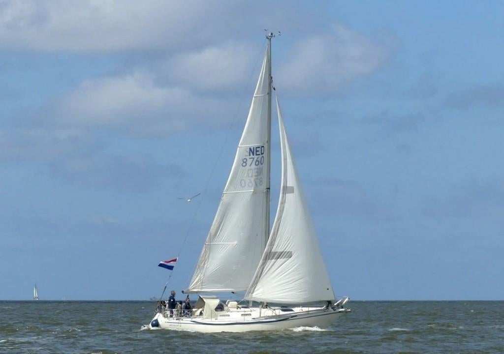 Albin Stratus 35 – Zeewaardig, Snel en Volledig Uitgerust, Watersport en Boten, Ophalen, Gebruikt, Diesel, 9 tot 12 meter