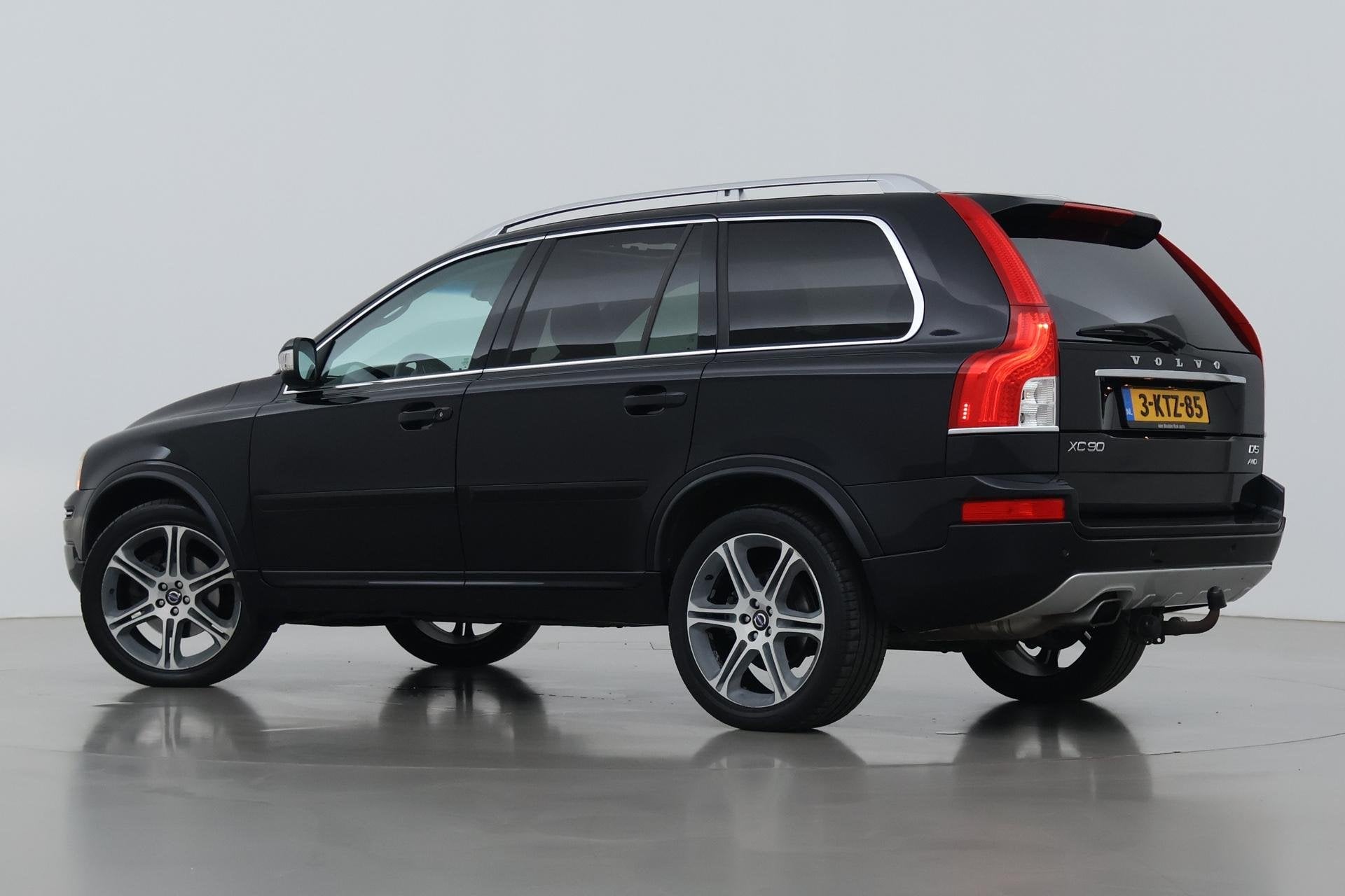 Volvo XC90 2.4 D5 Summum | 7P | Schuifdak | Premium Sound |, Euro 5, Gebruikt, 241 €/maand, 7 stoelen