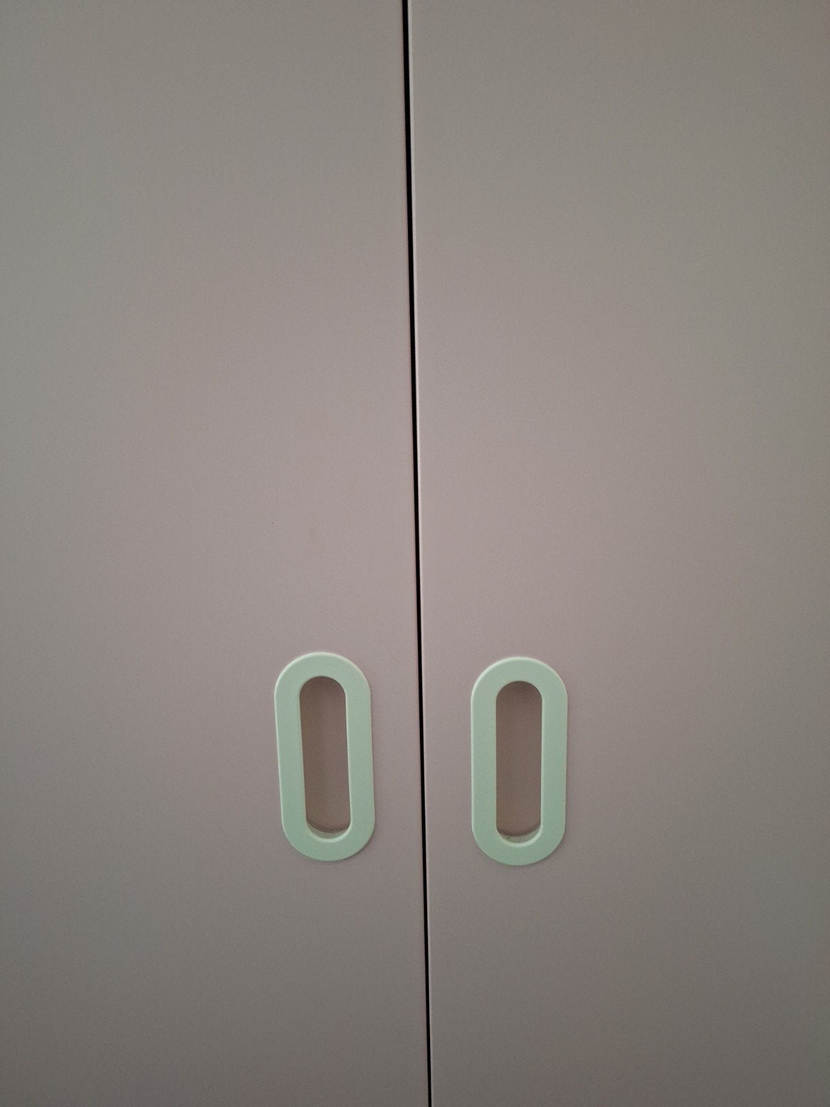 Ikea Stuva Kast met roze deuren, Huis en Inrichting, Ophalen, Met deur(en), 50 tot 100 cm, Zo goed als nieuw