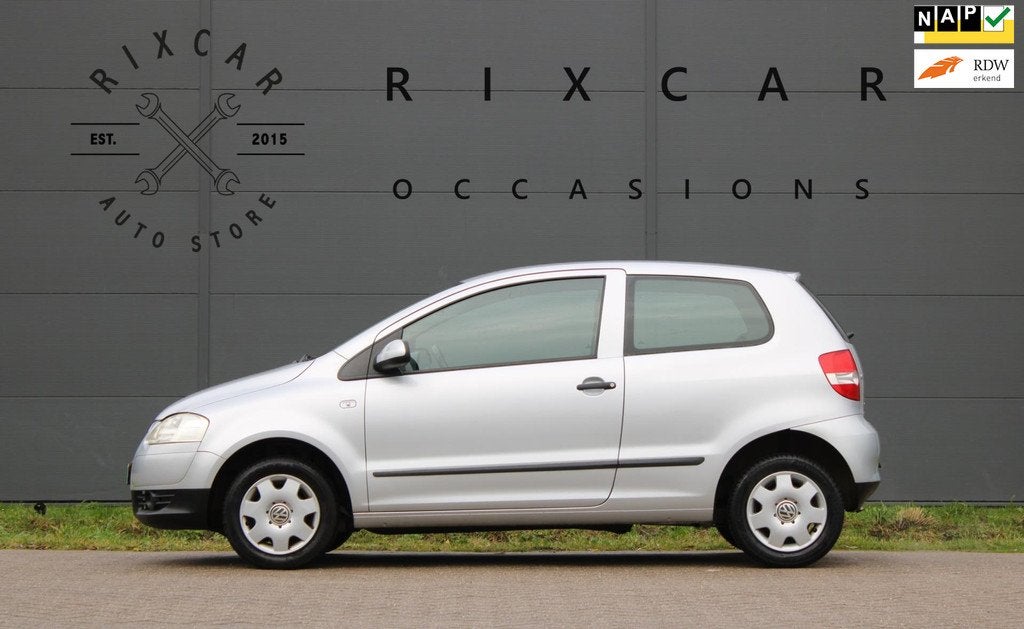 Volkswagen Fox 1.2 Trendline, Auto's, Volkswagen, Voorwielaandrijving, Stof, Zwart, 4 stoelen