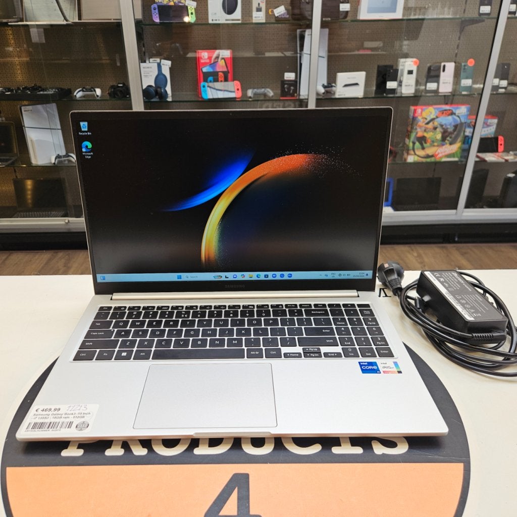 Samsung Galaxy Book3 - 15 Inch - i7 1355U - 16GB ram - 512GB, Samsung, Zo goed als nieuw, Support@Samsung.com, 129, Samsung-ro, Yeongtong-gu
Suwon-si, Gyeonggi-do 16677
South Korea
