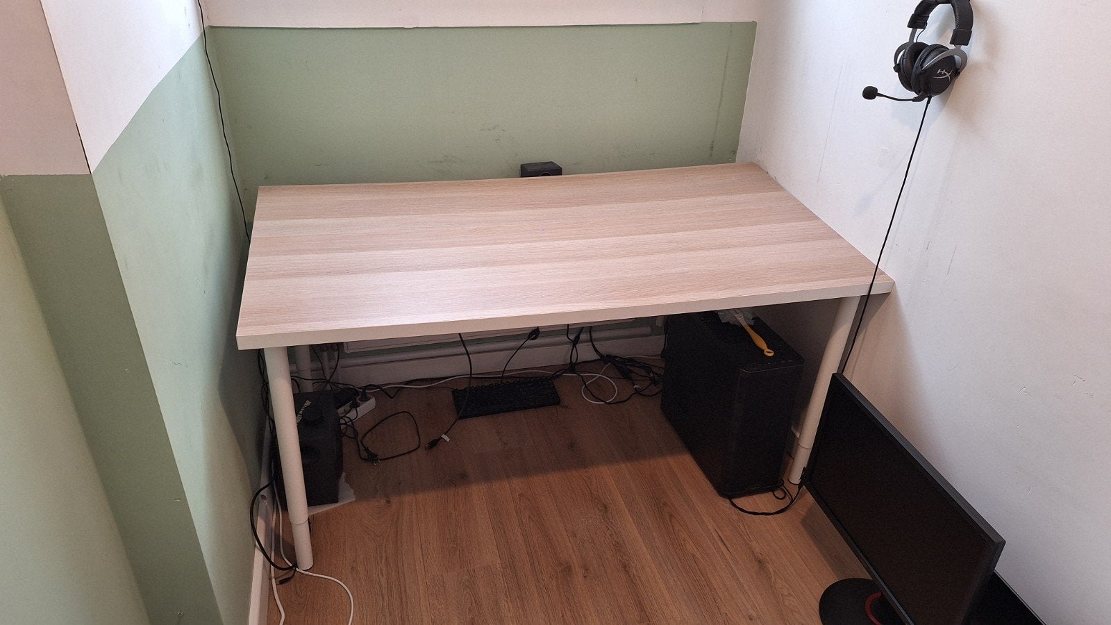 IKEA Linnmon bureaublad met 4 verstelbare poten, Ophalen, Gebruikt, Spaanplaat of MDF, In hoogte verstelbaar