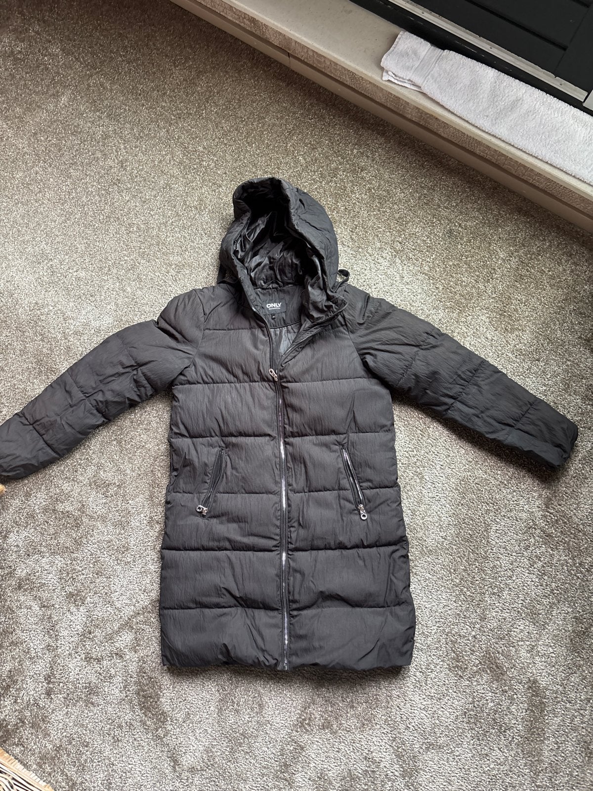 Only Maternity Zwarte Winterjas Maat XS, Kleding | Dames, Overige typen, Zwart, Ophalen of Verzenden, Zo goed als nieuw