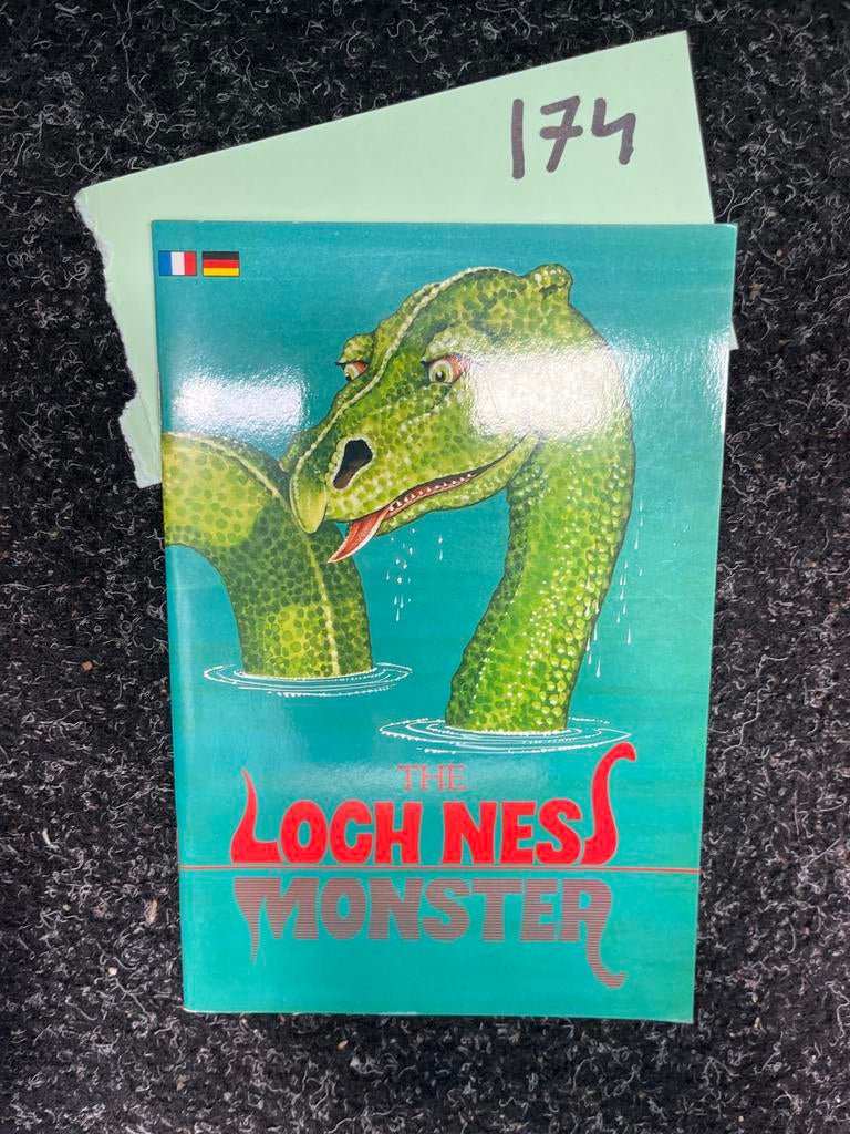 Het Monster van Loch Ness Boek - Engelstalig, Ophalen of Verzenden, Zo goed als nieuw