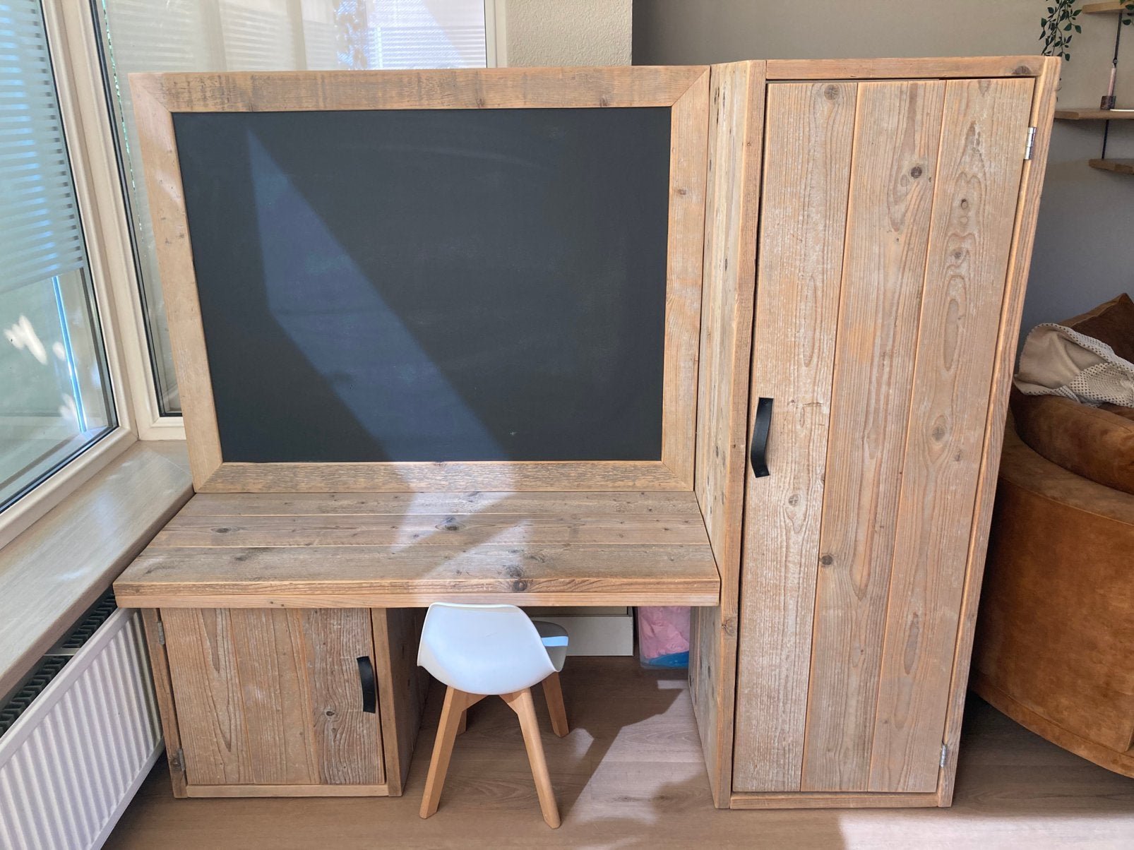 Steigerhouten bureau- opbergkast met magnetisch krijtbord, Ophalen, Nieuw