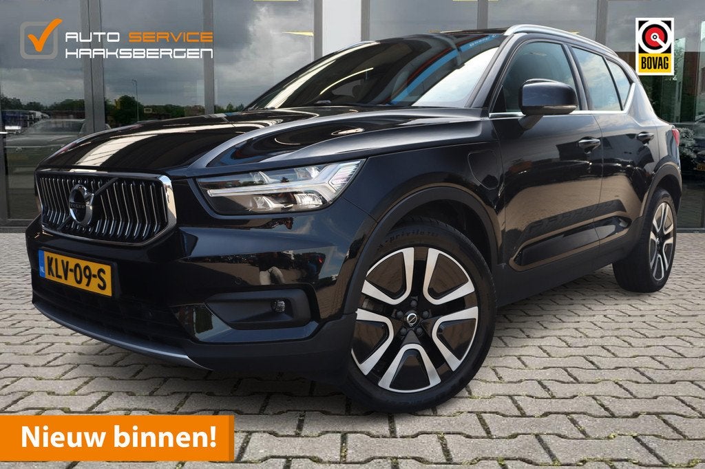 Volvo XC40 1.5 T5 Recharge Inscription | Pano | Camera | H/K, Auto's, Volvo, Stof, Automatische klimaatregeling, Zwart, Plug-in hybride
